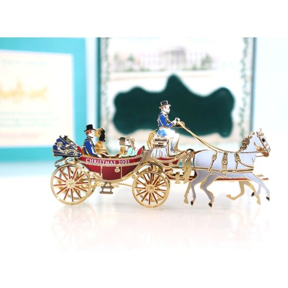 The White House 2001 Christmas Ornament Historical Assn. Presidential Carriage - Picture 3 of 5